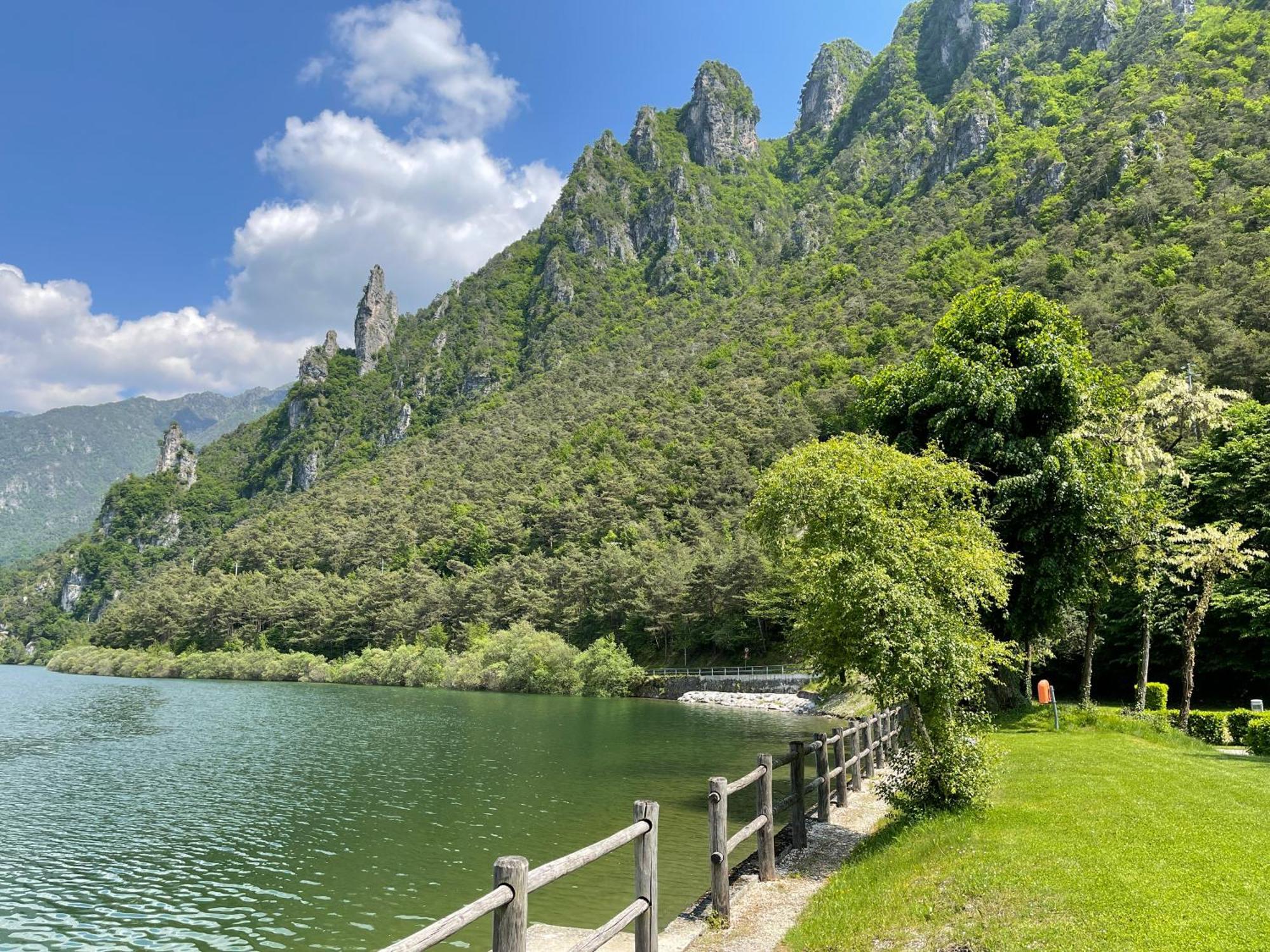 Sportcamping & Glamping Resort Rio Vantone Crone Buitenkant foto